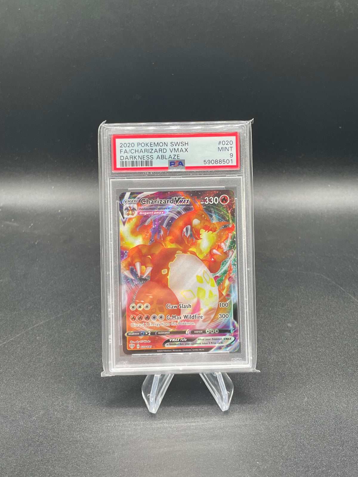 2020 POKEMON SWORD & SHIELD DARKNESS ABLAZE #020 FA/CHARIZARD VMAX DARKNESS ABLAZE GRADE 9