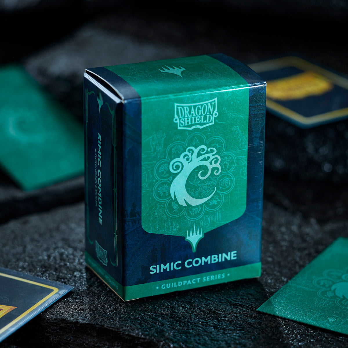 Dragon Shield Guildpact Simic Combine Matte Dual Art Sleeves (100ct)